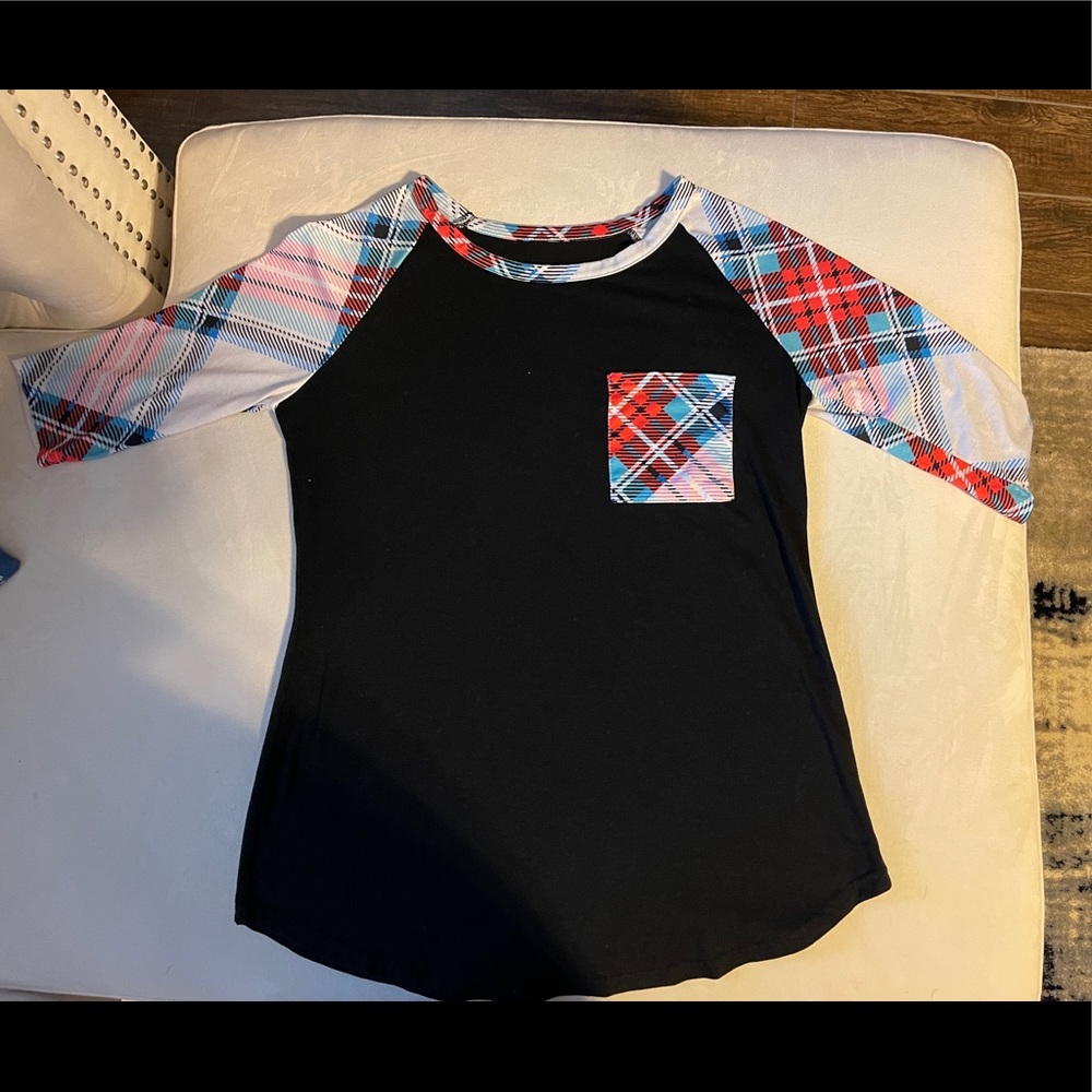 Ladies black and plaid t-shirt